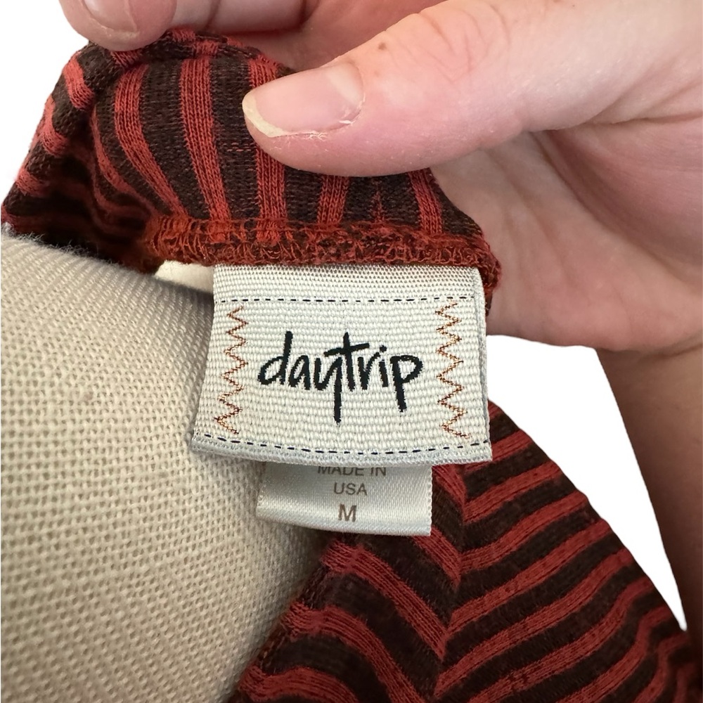 Sleeveless top - Picture 4 of 4